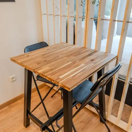 Ultra 5min - 2p Apartment